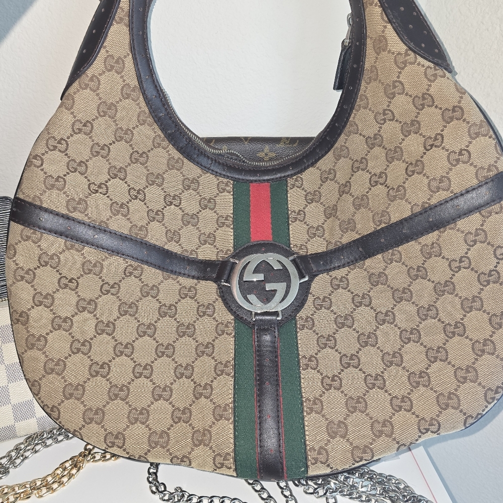 EUC GUCCI Hobo